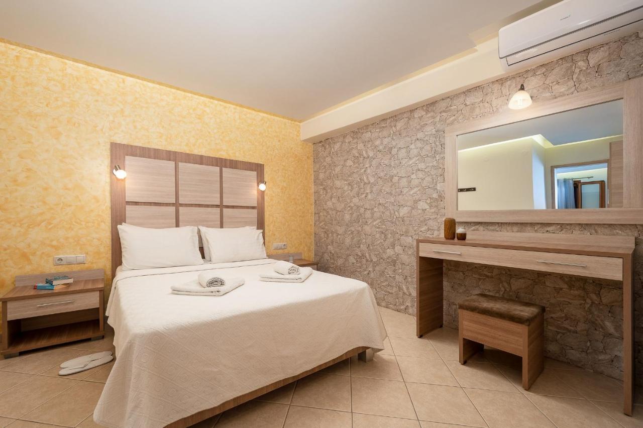 Minos Boutique Hotel Agia Galini Екстериор снимка
