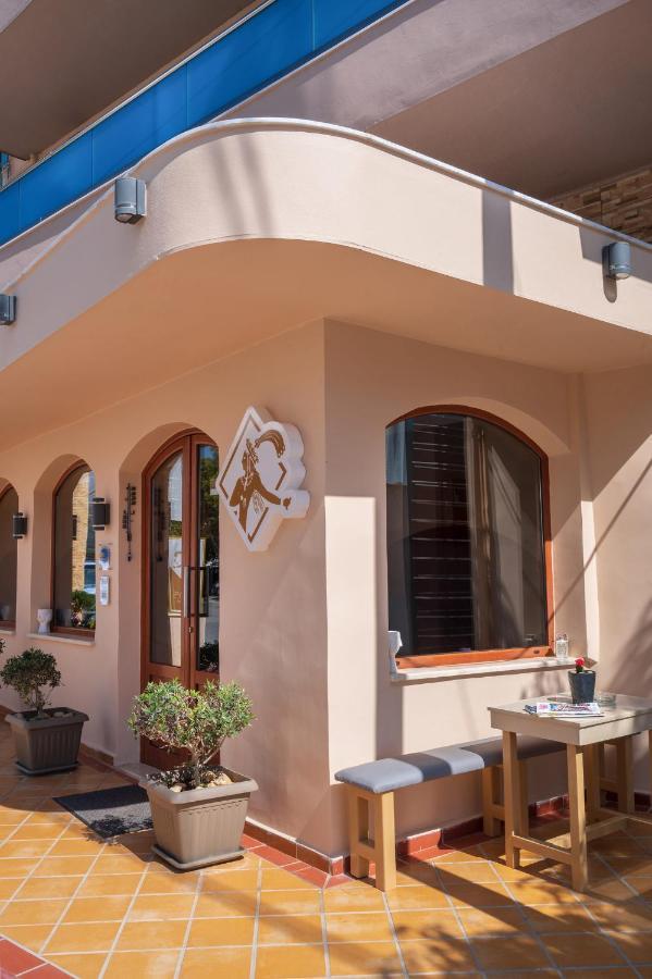 Minos Boutique Hotel Agia Galini Екстериор снимка